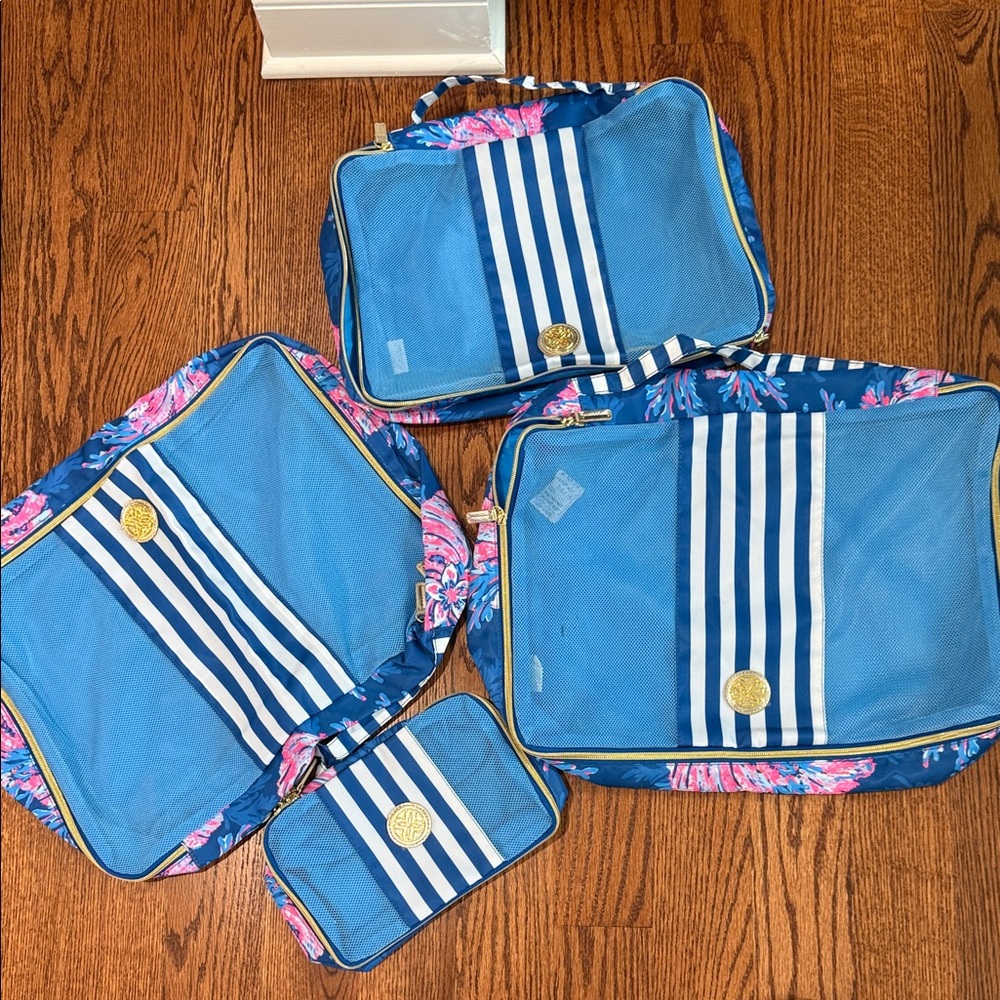 Lilly Pulitzer 3 Packing cubes set plus cosmetic/jewelry bag bag